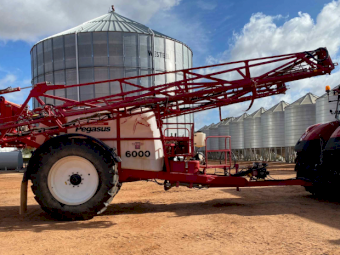 2016 Croplands Pegasus 6000 Boom Spray