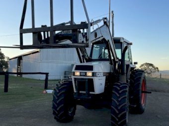 CASE 2094  4WD tractor