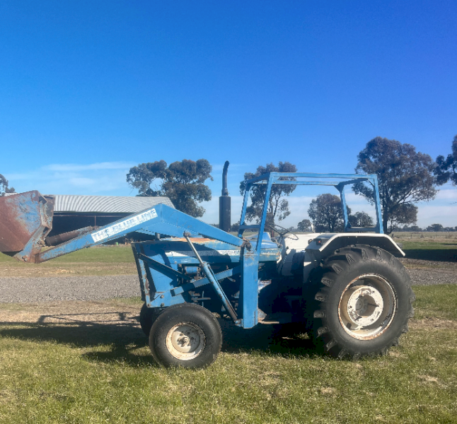 Ford 5000 Tractor Loader