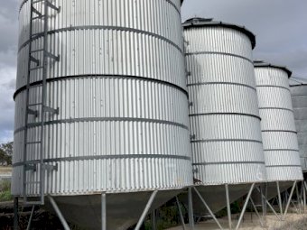 40 tonne Silos x 3