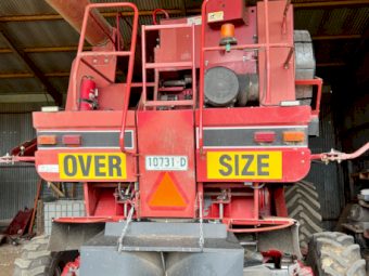 2004 Case 2388 X-Clusive Header with 30ft 1010 Front & 1015 Canola Pick up Front