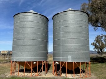 3 x 41 mt silos
