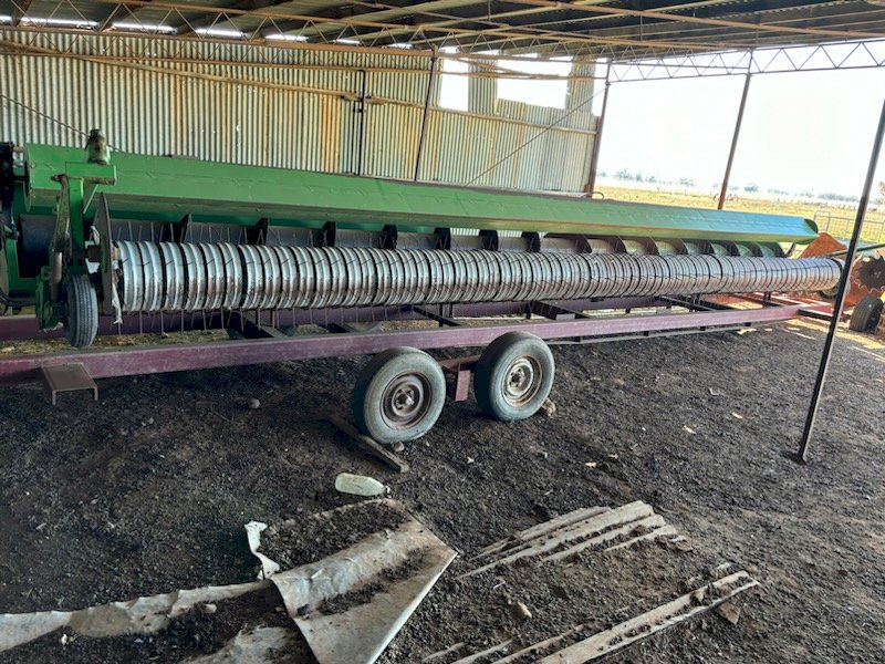 Smale 30ft Pea Plucker