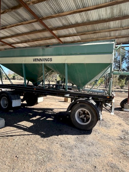 Vennings Grouper on Skel Trailer