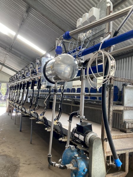 2016 De Laval 24 Place Goat Dairy Machinery & Stand Complete Setup