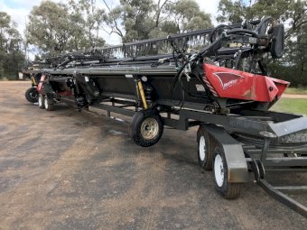 2012 Massey Ferguson 9540 Header Rear Wheel Assist  with Midwest 41 ft Front with comb Trailer