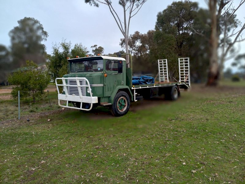 International C1800  Plant Truck