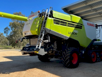 2019 LEXION 780TT & MacDon FD140