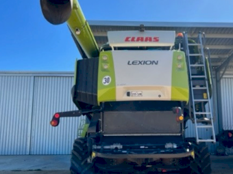 2019 LEXION 780TT & MacDon FD140