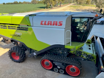 2019 LEXION 780TT & MacDon FD140
