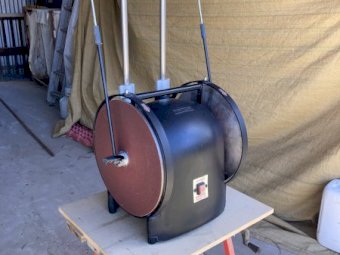 Hieniger shearing grinder.