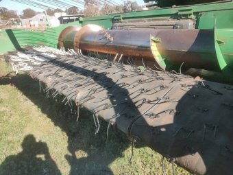 John Deere 914P Canola Pickup Front