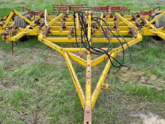 Chamberlain 49 Tyne Scarifier