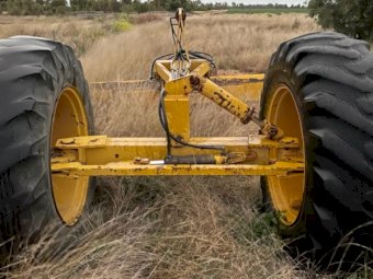 Westhill 1224 Trailing Grader