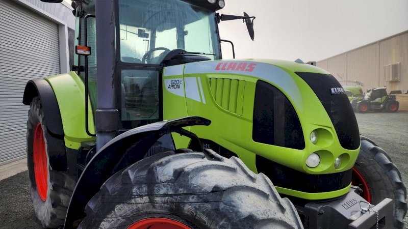 2014 CLAAS ARION 620C NO LOADER