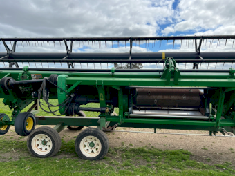 John Deere 635D Front