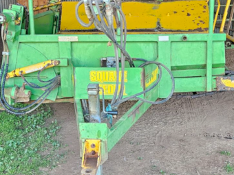 JNR Bale Buggy Square Bale Feedout Wagon