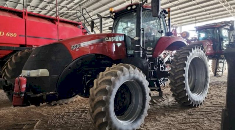 2017 Case IH Magnum 280 CVT Tractor