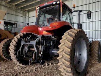 2017 Case IH Magnum 280 CVT Tractor