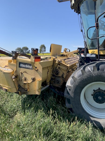 New Holland 2355 16' Discbine