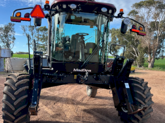 2022 MacDon M1170 Spider Windrower