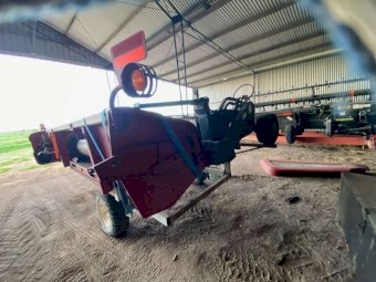 2004 Case IH 2016 14Ft Pick Up Front