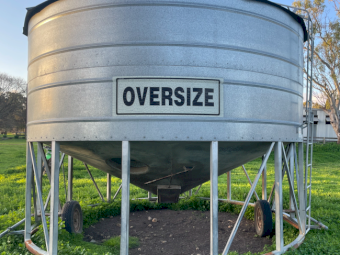 Jaeschke 29 Tonne Field Bin