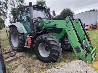 2014 Deutz M600 Tractor with Loader