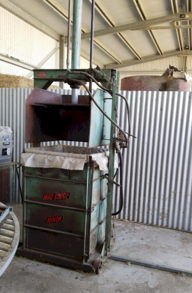 Mac Lodge Minor Wool Press