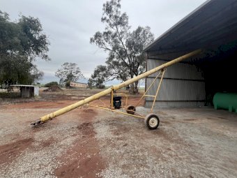 Under Auction - (A256) Mobilco Auger 30ft x 8" 