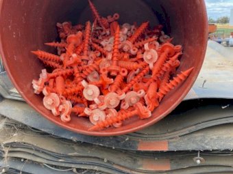 50 x Hay Caps