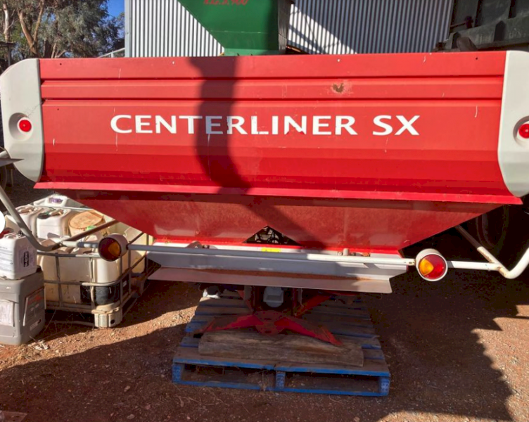Lely 3000L Spreader