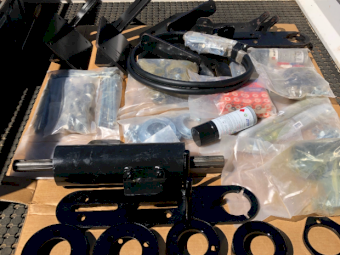 CONQUEST / JOHN DEERE CROSS AUGER KIT