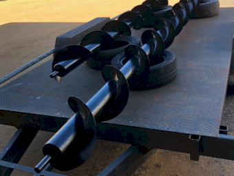 CONQUEST / JOHN DEERE CROSS AUGER KIT