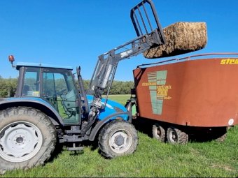 2005 Landini 105 Vision FEL Tractor