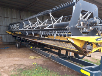 42ft Honey Bee Draper Front