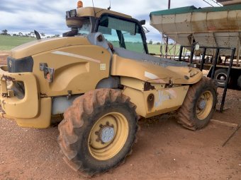 1999 New Holland LM 630 Telehandler