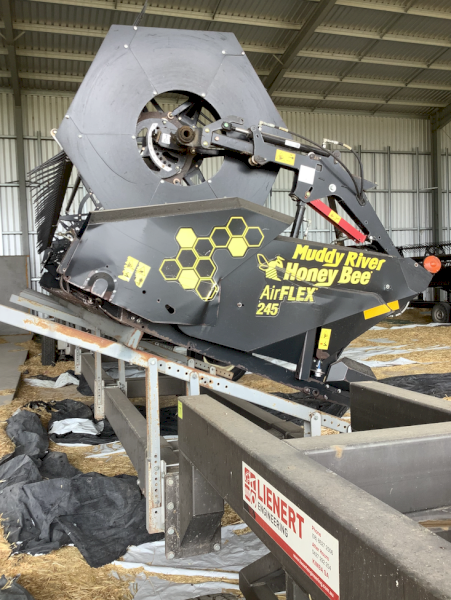 2019 Honey Bee AirFLEX 245 Flex Draper Front