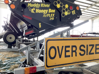 2019 Honey Bee AirFLEX 245 Flex Draper Front