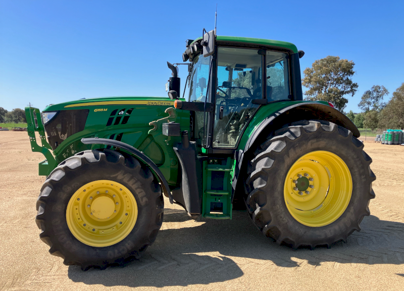 2018 John Deere 6155M Tractor