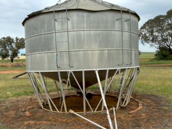Nelson Field Bin