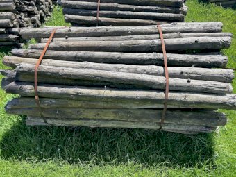 Used Treated Pine Posts x 20 Bundles
