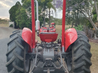 Massey Ferguson 135 Tractor