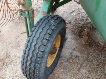 John Deere 920 Mower Conditioner
