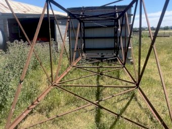 2 x Tank stands