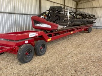 Macdon 40ft 2152 Case IH Draper Front