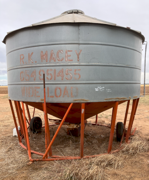 RK Macey 26 tonne Field Bin