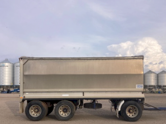 1998 Tefco Super Dog Grain Trailer