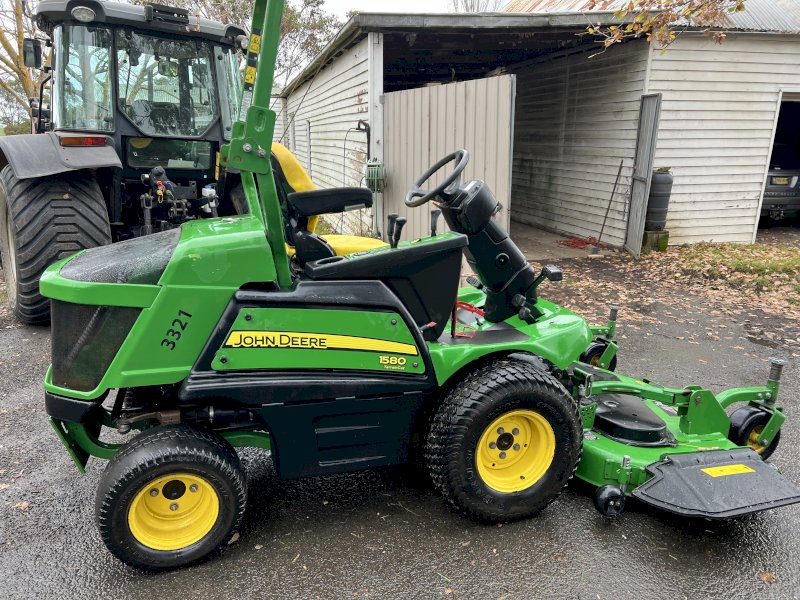 2014 John Deere 1580 Mower ## NO GST ##