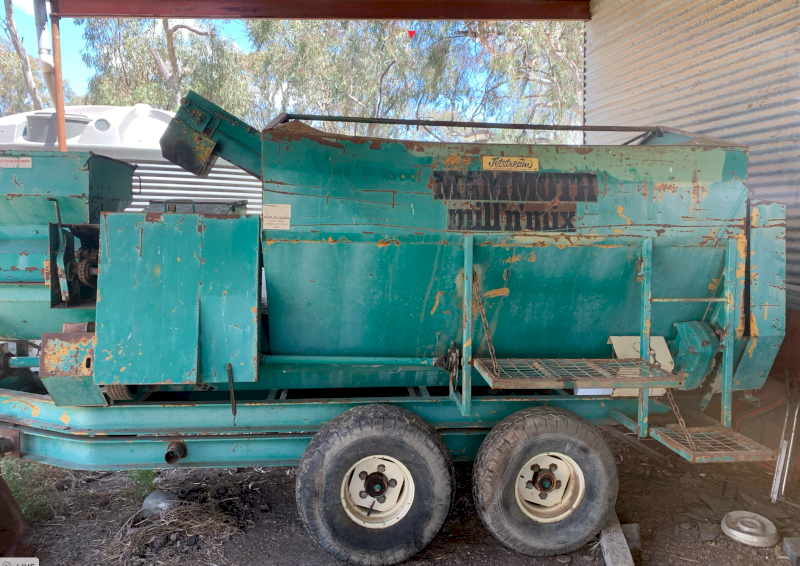 Jetstream Mammoth Mill n Mix Feed Mixer Wagon
